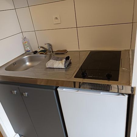 Studio Vert Tout Equipe Wifi Le Creusot Dış mekan fotoğraf